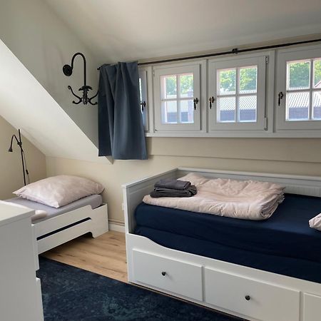 Luxus Lindenhof Apartments -Ferienwohnungen In Friesland An Der Nordsee Am Naturschutzgebiet Urwald Neuenburg  客房 照片