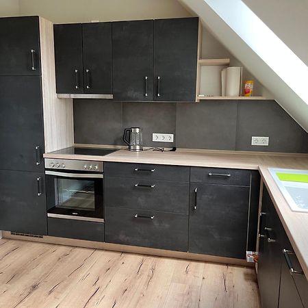 Luxus Lindenhof Apartments -Ferienwohnungen In Friesland An Der Nordsee Am Naturschutzgebiet Urwald Neuenburg  客房 照片